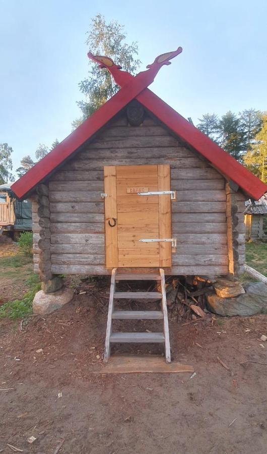 Vittfarnas Hird Vikingaby Sosdala Exterior photo
